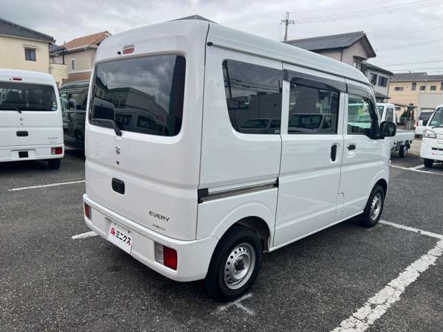 Suzuki Every 5