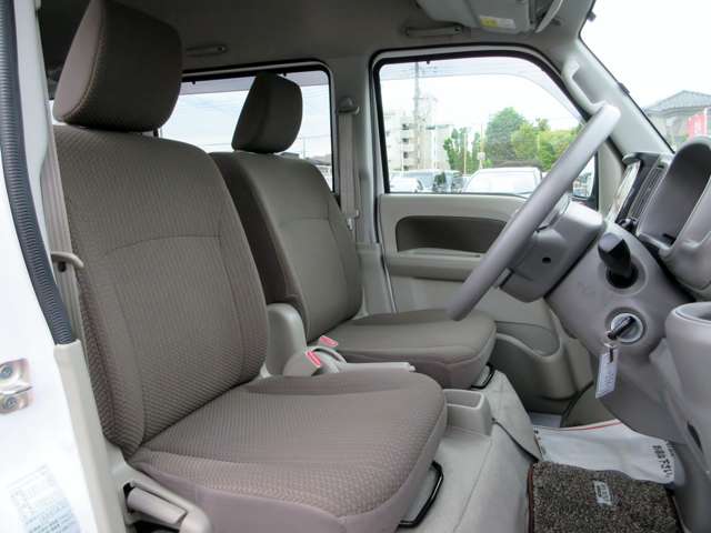 Nissan NV100 Clipper 8