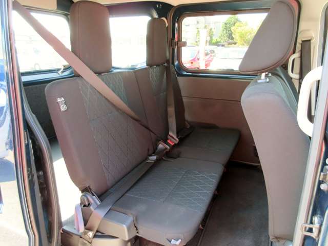 Daihatsu Atrai 9