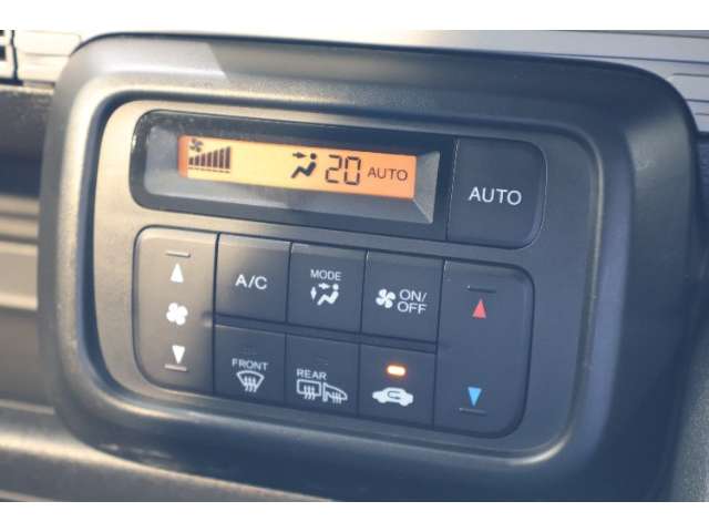 Honda N-VAN 11