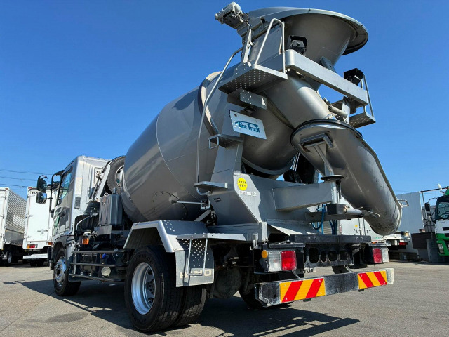 Hino Ranger 8