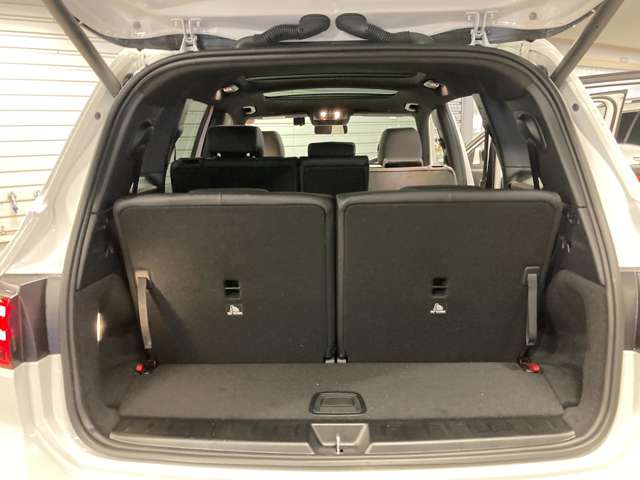 Mercedes-Benz GLB 11