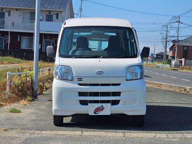 Daihatsu Hijet Cargo 9