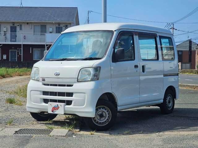 Daihatsu Hijet Cargo 8