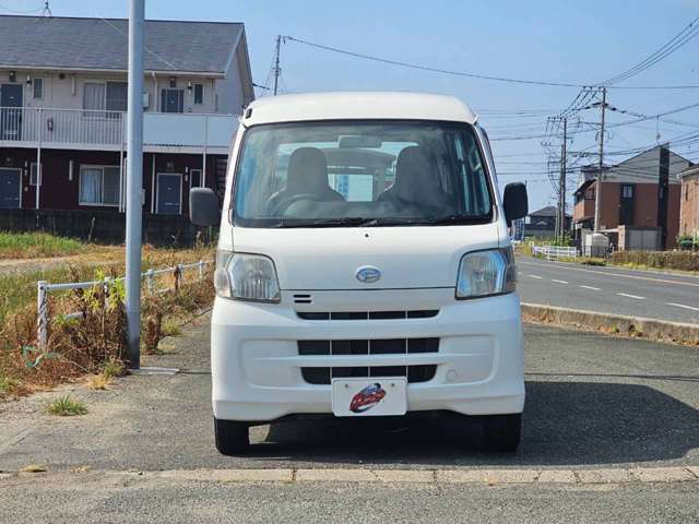 Daihatsu Hijet Cargo 9
