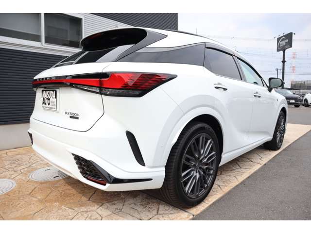 Lexus RX 7