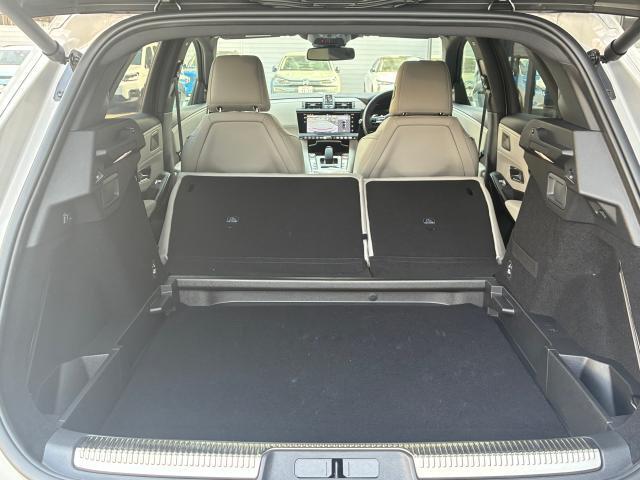 DS Automobiles DS7 11