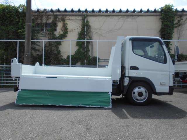 Mitsubishi Fuso Canter 7