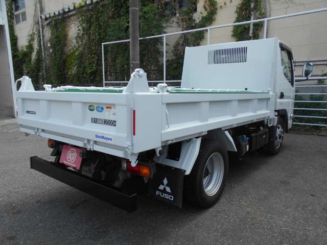 Mitsubishi Fuso Canter 8