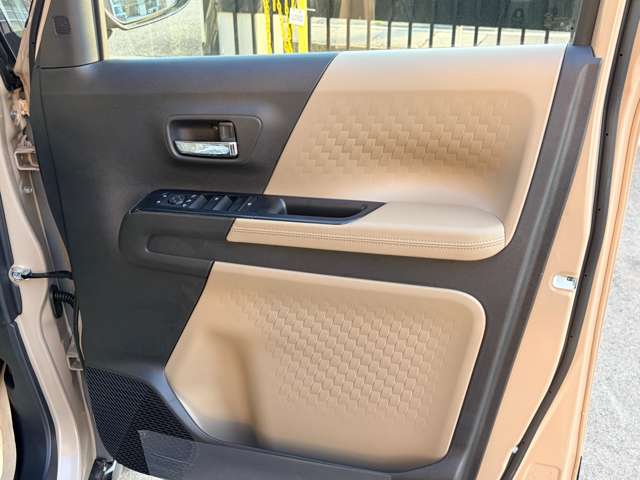 Mitsubishi Delica Mini 11