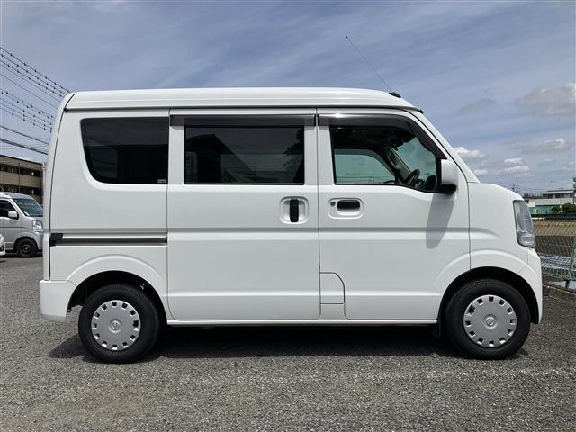 Nissan NV100 Clipper 12
