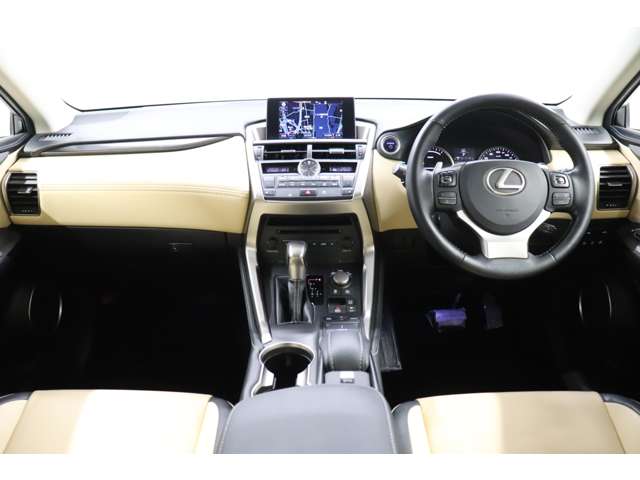 Lexus NX 5