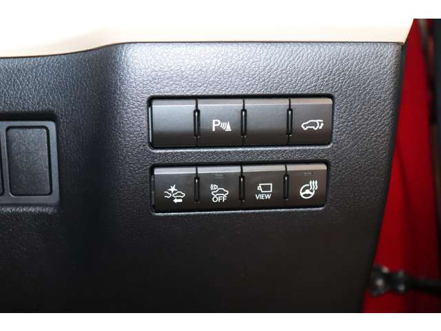 Lexus NX 9
