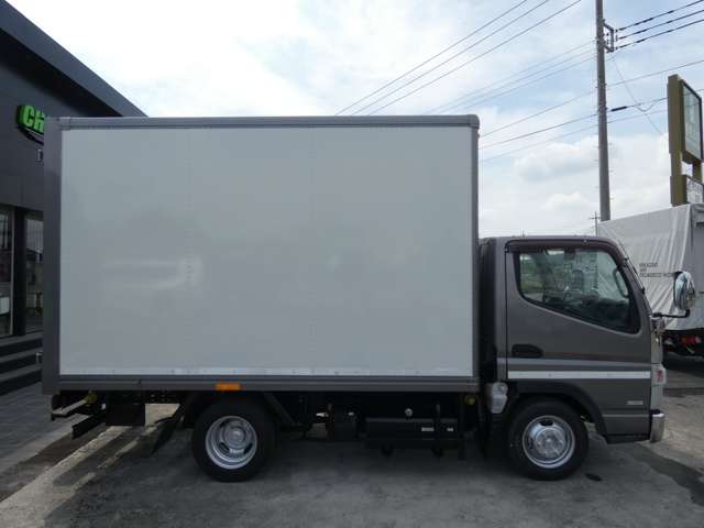 Mitsubishi Fuso Canter 6