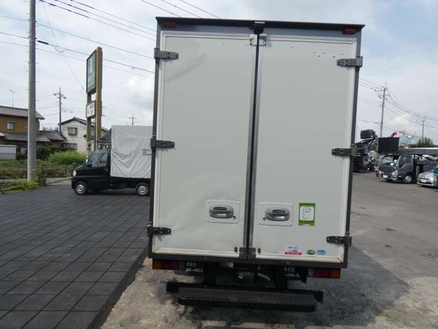 Mitsubishi Fuso Canter 8