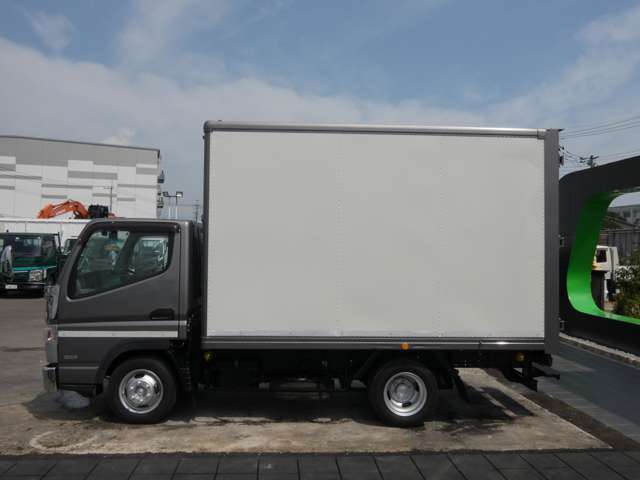 Mitsubishi Fuso Canter 10