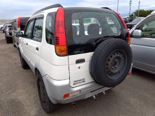 Daihatsu Terios 2