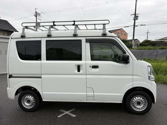 Nissan NV100 Clipper 11