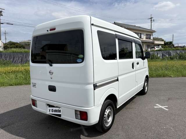 Nissan NV100 Clipper 12