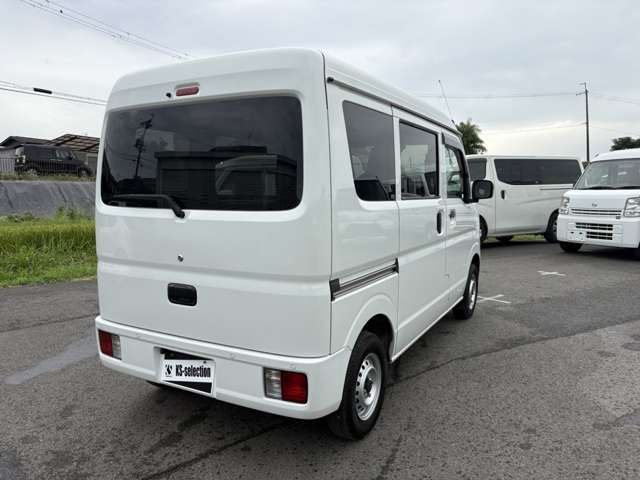 Nissan NV100 Clipper 12