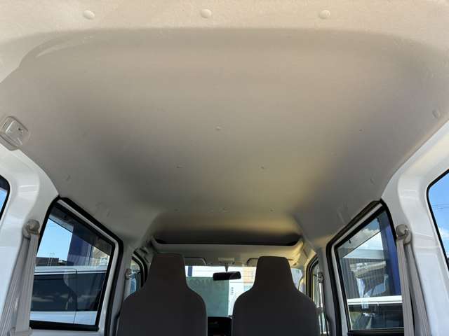 Nissan NV100 Clipper 10