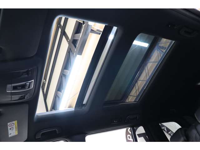 Mercedes-Benz GLS 10