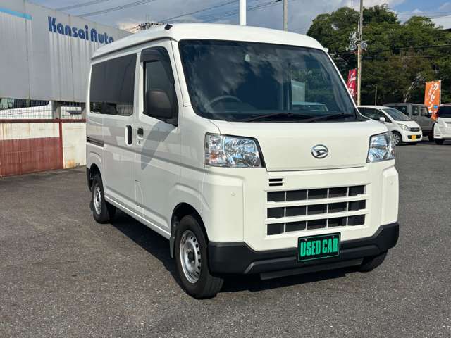 Daihatsu Hijet Cargo 2