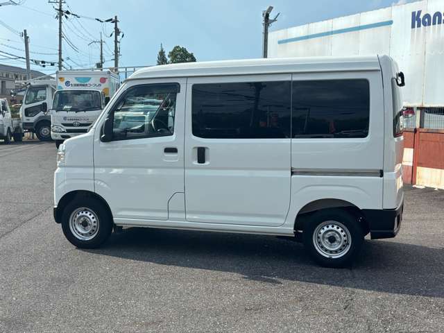 Daihatsu Hijet Cargo 5