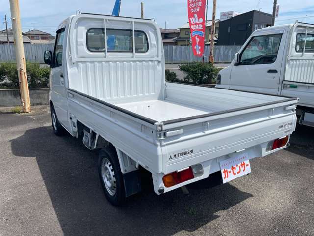 Mitsubishi Minicab Truck 10