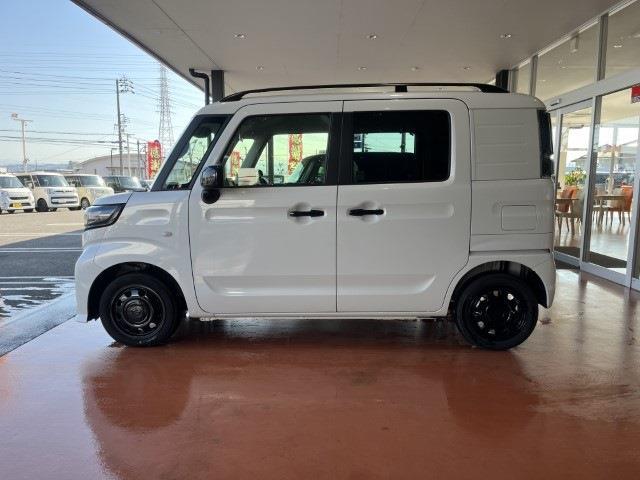 Suzuki Spacia Base 11