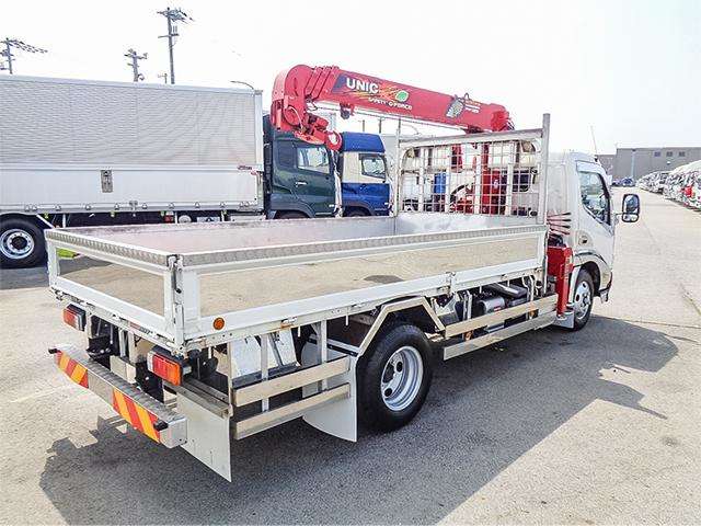 Hino Dutro 5