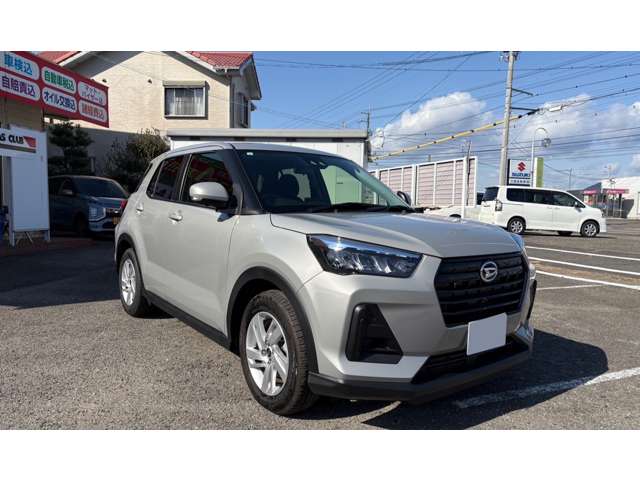 Daihatsu Rocky 7