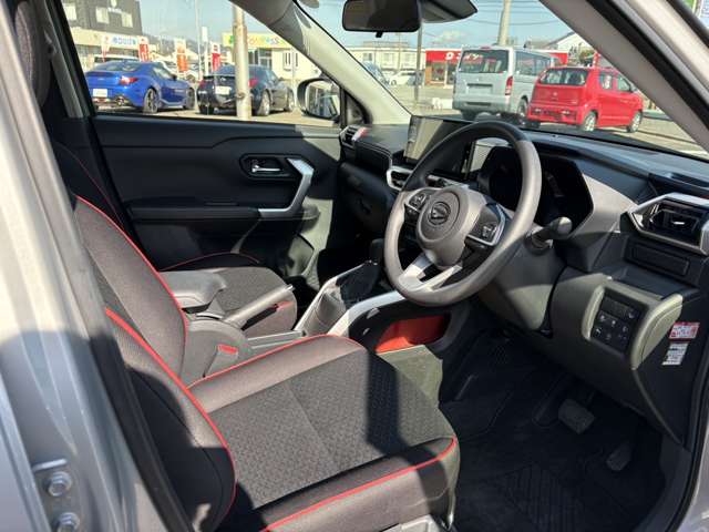 Daihatsu Rocky 8