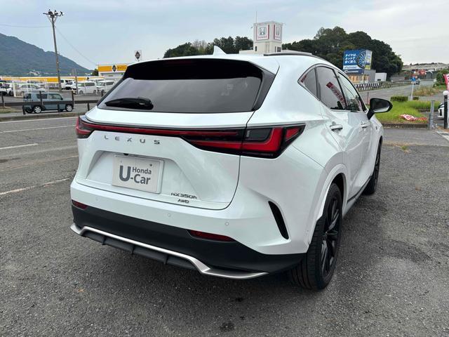 Lexus NX 7
