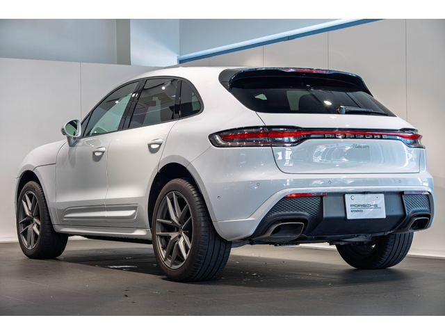 Porsche Macan 2