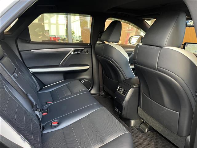 Lexus RX 10