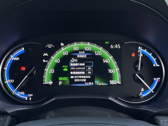 Toyota Voxy 12