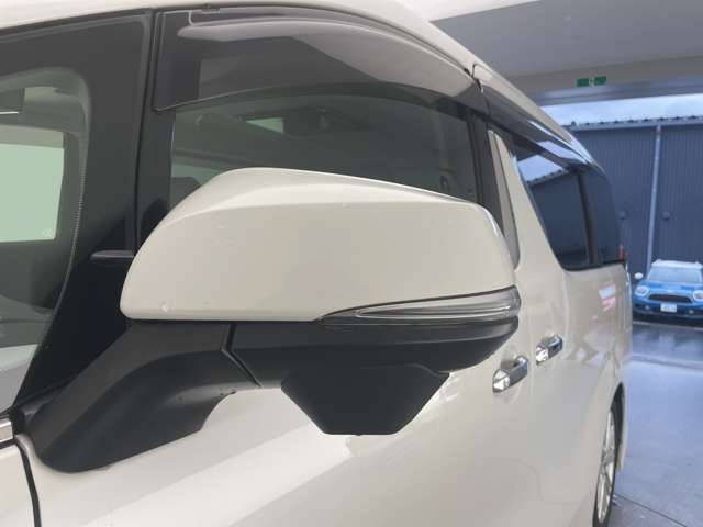 Toyota Alphard 7