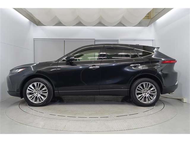 Toyota Harrier 2