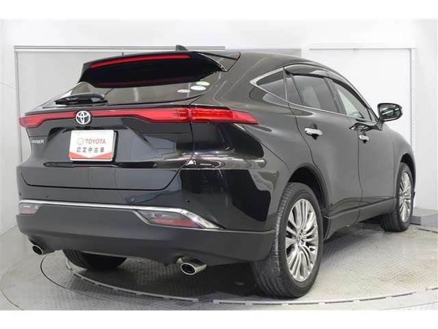 Toyota Harrier 3