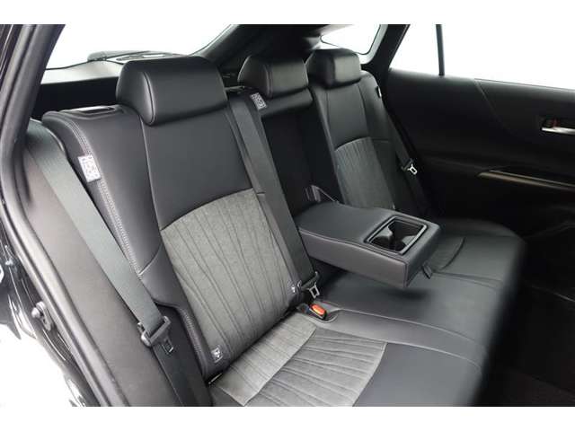 Toyota Harrier 8
