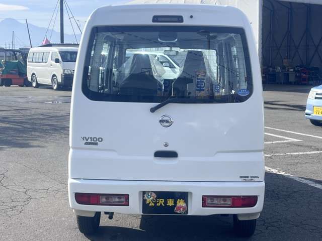 Nissan NV100 Clipper 7