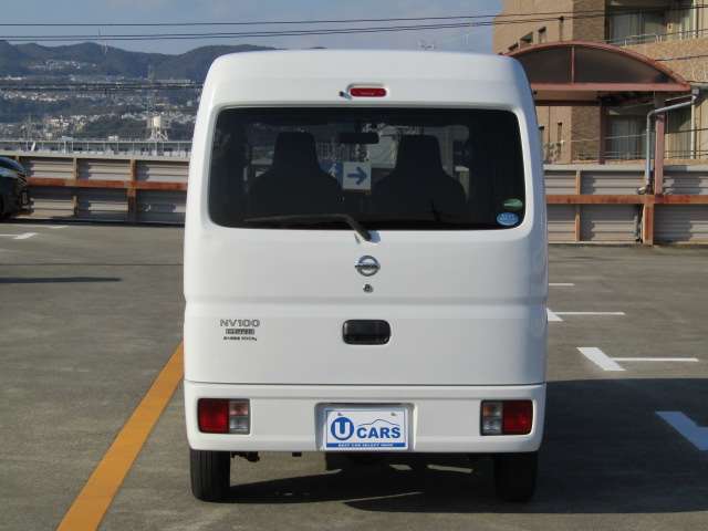 Nissan NV100 Clipper 11