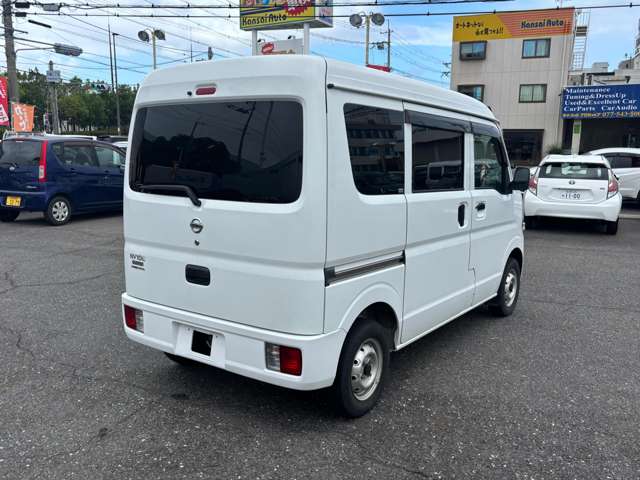 Nissan NV100 Clipper 11