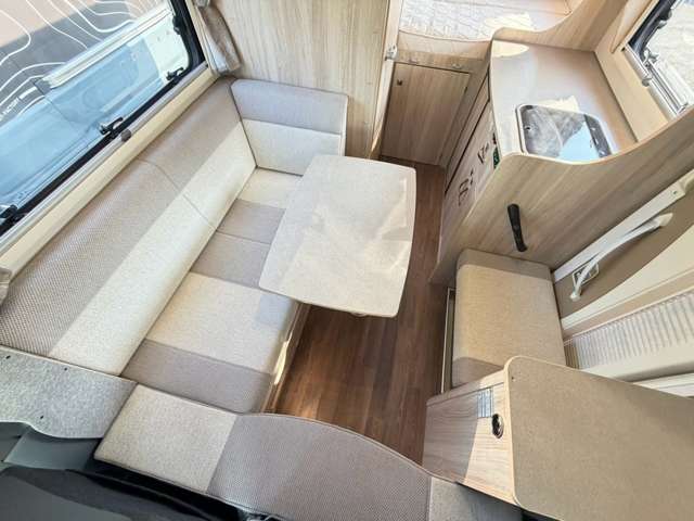 Toyota Camroad 5