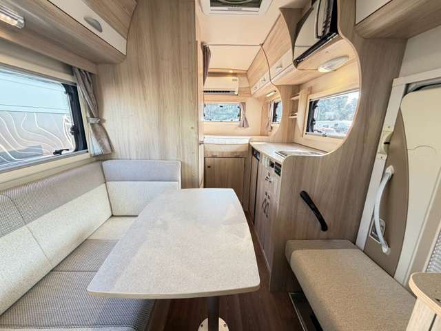 Toyota Camroad 6