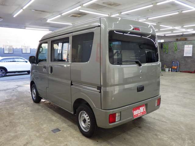Suzuki Every 9