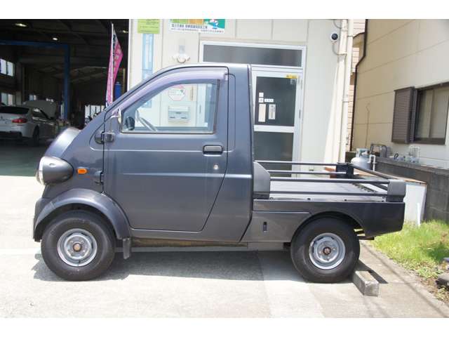 Daihatsu Midget II 5