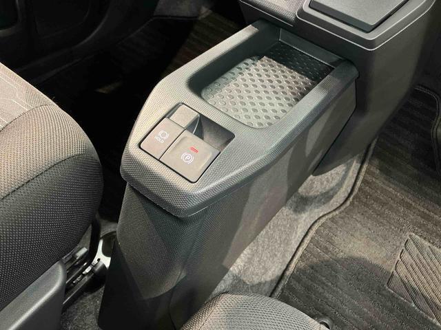 Daihatsu Taft 11