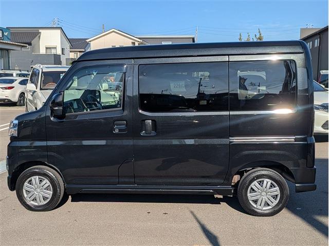 Daihatsu Atrai 5